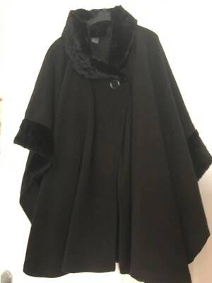 £5.99 • Buy Coat Jacket Cape Poncho Black One Size Faux Fur Collar And Cuffs