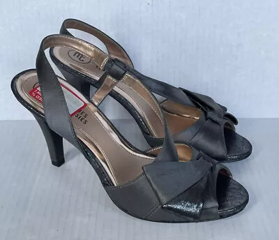 Mootsies Tootsies Satin Sandals Heels Open Toe Slingback 7 Pewter Gray Bow NWT • $28