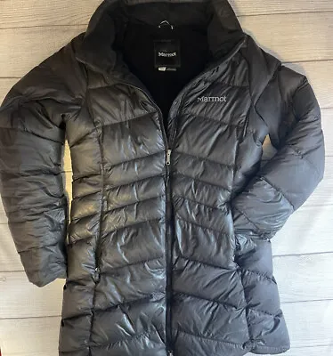 Women’s Small - Marmot - 700 Fill Down Coat - Black • $60