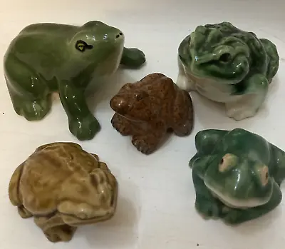 Vintage Lot Set 5 Ceramic Pottery Frog Toad Figurines 4  - 2.5  Long  Perfect !! • $15