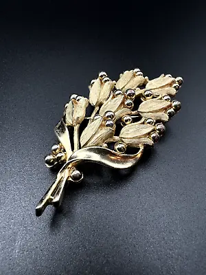 Vintage TRIFARI Signed Gold-Toned Flower With Gold-Like Beads Brooch Pin • $60