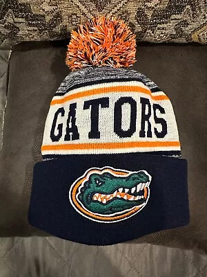 GATORS Embroidered Pom Pom Beanie Knit Hat New Winter Florida • $9.95