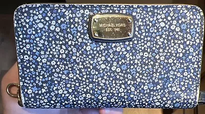 Michael Kors Wallet Women Blue White Flowers • $19.99