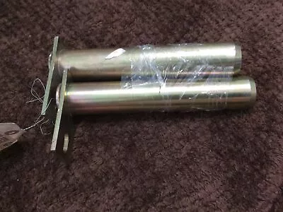 $59.99 • Buy LOT OF 2 Elgin Street Sweeper Vac Vactor Weldment Pivot Pin 1008011