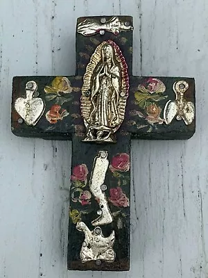 Mini Painted Wood Cross 3D Mexico Handmade Milagro 4x3 Virgin Mary Heart M9 • $14.90