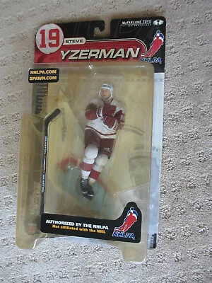 2000 McFarlane Steve Yzerman NHL Action Figure Series 1 • $9.99