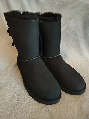 UGG Short Bailey Bow Black Boots. UK Size 10.5. ****BNIB**** • £79.99