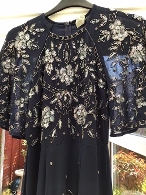 £25 • Buy “ASOS “ Beautiful Floor Length Dress Size 10 Brand New