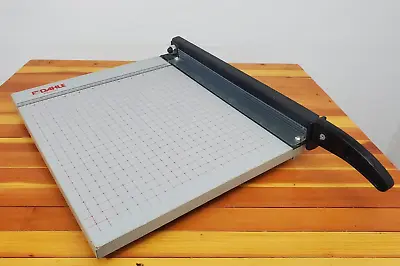 DAHLE Paper Cutter Model #012 15 X 13   • $24.95