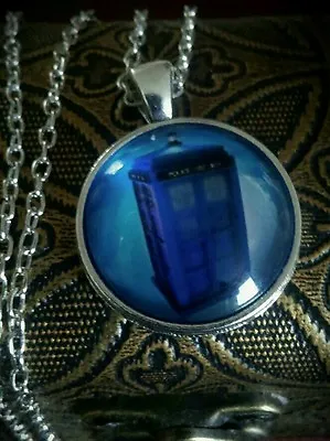 Doctor Who Necklace Tardis Police Box Time Lord Cabochon Glass Dome Pendant UK • £3.99