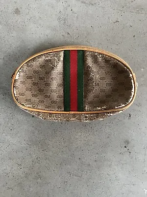 Vtg Gucci GG Beige Leather Pouch • $40