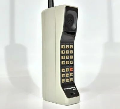 Motorola Dynatac 8000x Uk - First Brick Cell Phone Vintage Retro Rare Museum • $41444.59