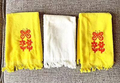 VTG Set Guest Fingertip Hand Towels Yellow Orange Embroider Fringe NOS Butterfly • $10