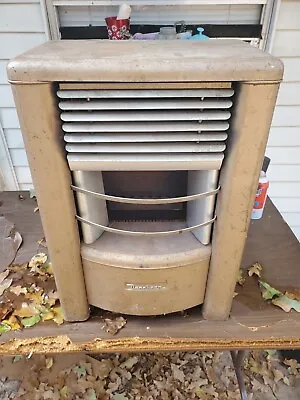 Vintage Dearborn Gas Heater 20000 BTU • $140