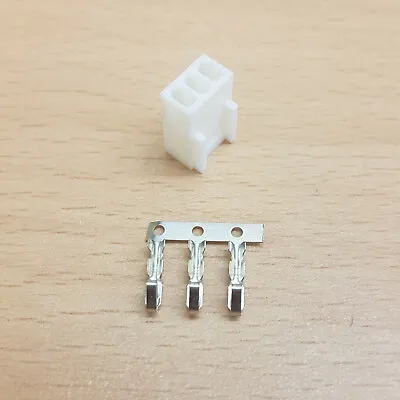 Pk Of 5 - Female 3 Pin Fan Power Connector - White Inc Pins • £2.99