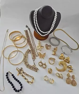 Vintage Monet Costume Jewelry Lot Of 28 • $69.99