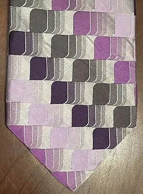 Van Heusen Purple Gray 100% Silk Men’s Neck Tie Made In China • $13.99