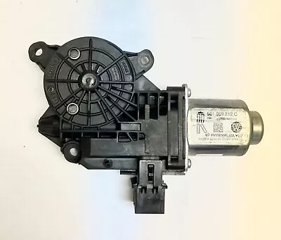 VW Passat Power Window Motor 2012 - 2015 Right Rear • $40