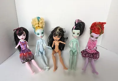 Lot Of 5 Monster High Dolls 11  Parts-Repair • $10
