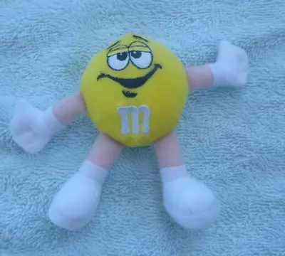 M&M Collectables -  Yellow  Plush   Vintage  -  (time To Sell My Collection) • $3