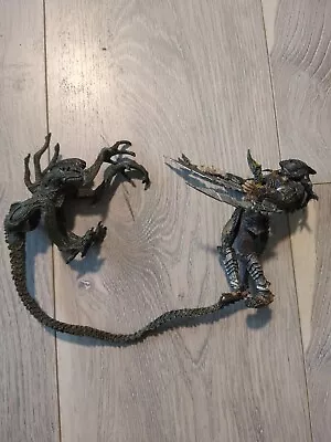 AVP Alien VS Predator Playsets Alien Attacks Predator McFarlane 2005 • $20