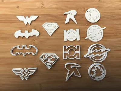£3.30 • Buy Super Heroes 010 Cup Cake Or Cake Decoration Fondant Cookie Cutters