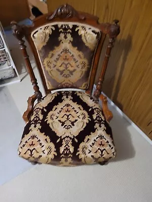 $250 • Buy Children's Antique Furniture Chair