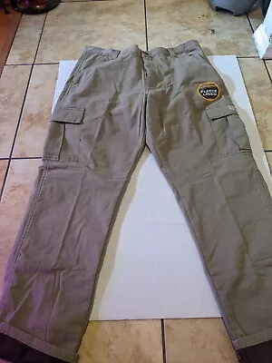 NWTWrangler Relaxed Fit  Beige Cargo Fleece Lined Jeans Tag 38 X 34  • $22