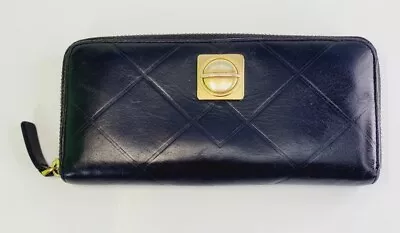 Marc By Marc Jacobs Circle In Square Scored Slim Zip Around Wallet Black Gold • $39