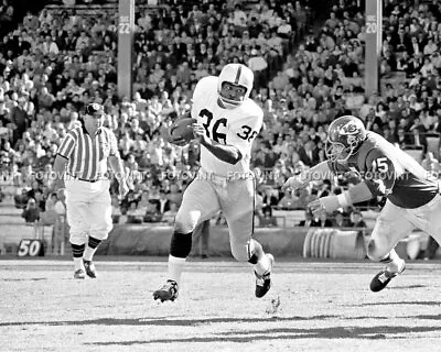 CLEM DANIELS Photo Picture OAKLAND RAIDERS AFL FOOTBALL 8x10 11x14 Or 16x20 (C1) • $4.95