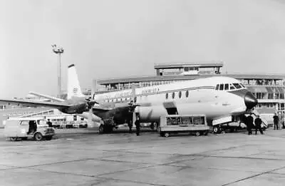 The Vickers Armstrong Vanguard Engined Turboprop Airliner 1959 Old Photo • $5.83