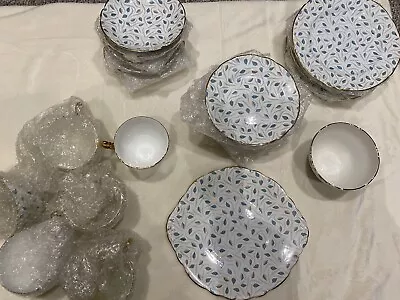 £300 • Buy Regency Bone China Vintage 26-Piece Set Tea And Lunch