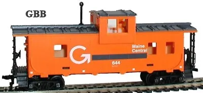HO 1:87 Scale Train MAINE CENTRAL 38' Extended Vision Caboose IHC New 35317 • $17.99