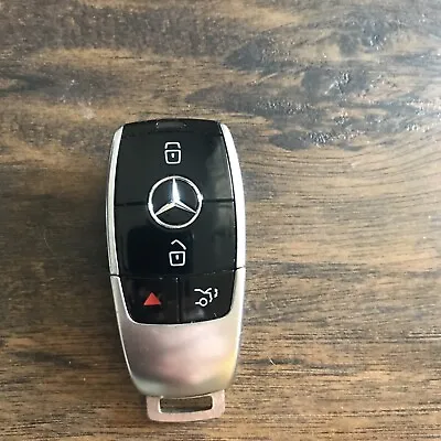 OEM Mercedes BLACK GLOSSY Keyless Remote Fob Key Mercedes Benz IYZ-MS1 • $35