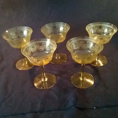 $29 • Buy Set Of 5 Vintage Morgantown Glass Necklace Yellow Champagne/Tall Sherbet