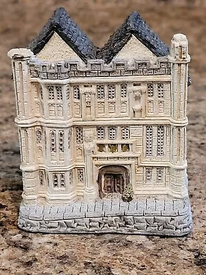 Vintage 1988 George & Pilgrims Glastonbury Building Collectible Figurine • $10