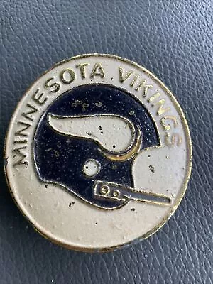 ~Mens Original 1971 Vintage Minnesota Vikings NFL Belt Buckle Football~ • $24.99
