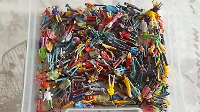£4.95 • Buy 50 Wholesale Joblot Model Railway Train People Figures OO Gauge 20-25 Mm