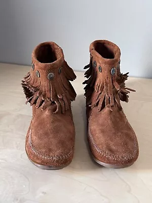 Minnetonka Double Fringe Side Zip Moccasin Boot Dusty Brown Leather Suede  8.5 • £18.33