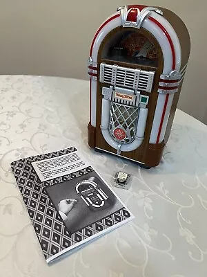 Leadworks Wurlitzer 50s Mini Jukebox Japan & Directions Vogue Doll Display • $9.99