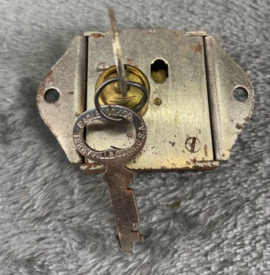 $17.99 • Buy Vintage Brass Eagle Terryville Vending Machine Cabinet Lock  A22UR7 2Keys NOS X1