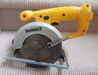 Dewalt DW935 Cordless Circular Saw. Trim Saw. For Parts Or Repair. Made In USA  • $65