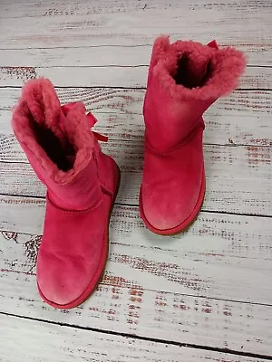 UGG Australia Winter Boots Girls 3 Pink  Bailey Bow 3280K Round Toe • $25