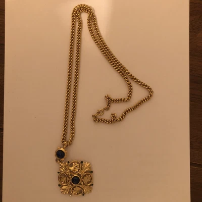 £10.99 • Buy Vintage Signed Trifari Gold Tone Large Pendant (7cm ) Necklace Chain :72 Cm