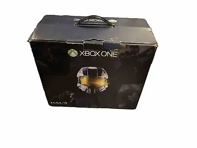 CIB - Xbox One Halo: The Master Chief Collection Bundle 500GB Black Console • $180