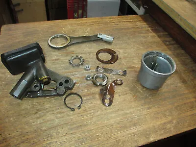 1967 Honda CB160 Oil Pump & Parts • $65