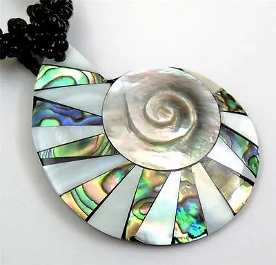 Natural Abalone Shell Mother Of Pearl Shell Pendant Beads Necklace Jewelry GA282 • $17.99