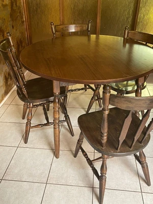 $70 • Buy 5pc Retro Timber Kitchen Dining Table Setting