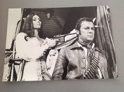 TONY CURTIS And MICHÈLE MERCIER In  LES BAROUDEURS  Photo Press 14x20cm • $15.96