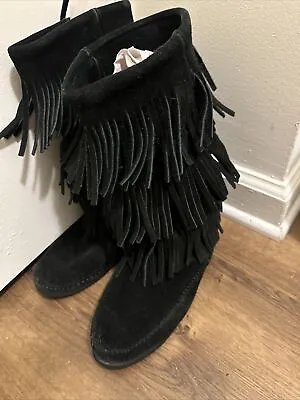 Minnetonka Boots Womens 8 Black Suede Leather 3 Layer Fringe Moccasin Shoes • $18